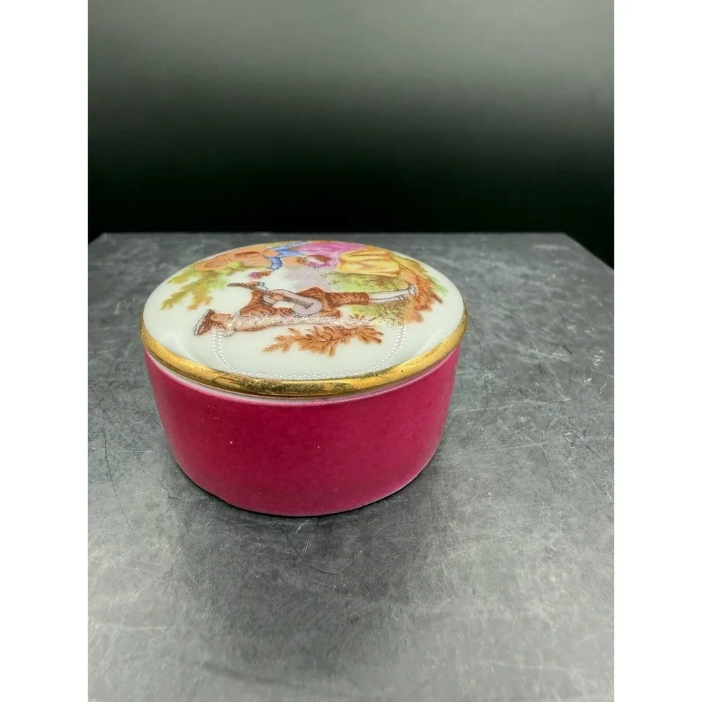 💕🎨 Limoges Porcelain Classic Fragonard-Style Courting Couple Trinket Box 🌹✨